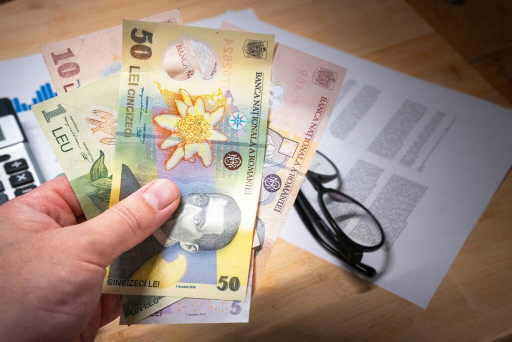 save-money-each-month Saving Money Each Month-1