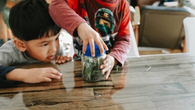 Tips To Teach Kids To Save Money